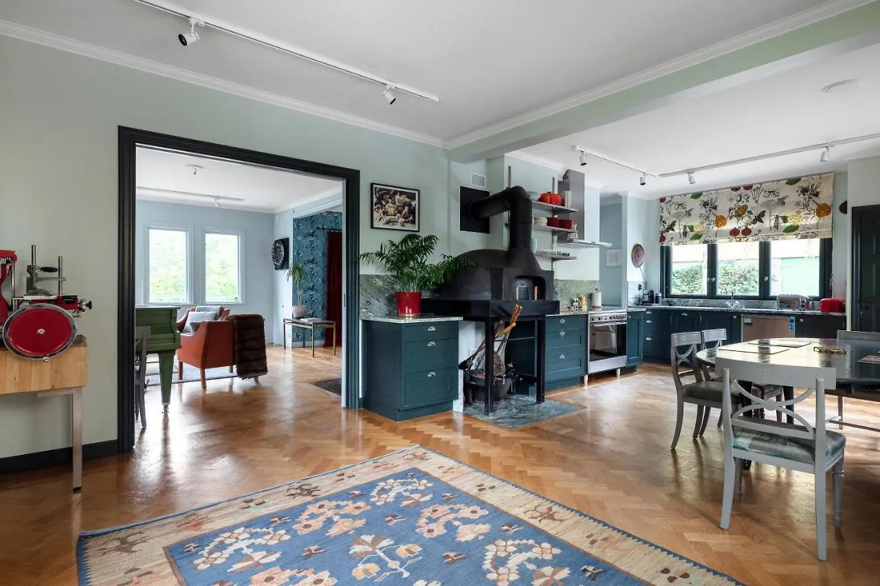 Villa Fantastic 4 Bedroom Home In Bromma With Everything Ville de Ville de Stockholm